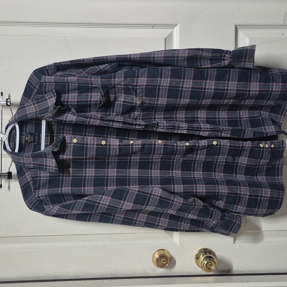 Evergreen Other - Grey And Red Plaid Button-Up Shirt Size Large